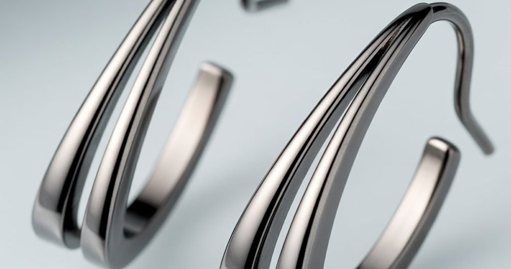 Titanium Earrings Guide: Style, Comfort, and Benefits