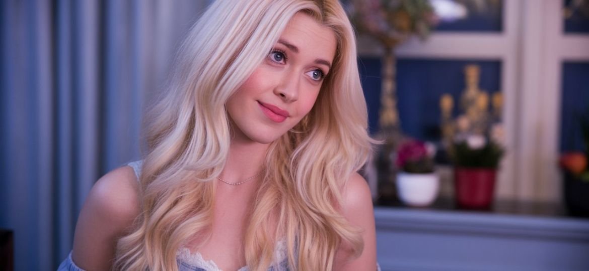 Belle Delphine Leaked: Online Fame, Privacy & Internet Culture
